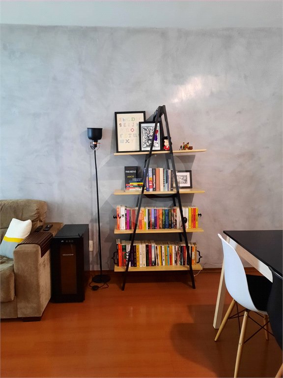 Apartamento à venda com 2 quartos, sendo 1 suíte,  em Pinheiros, São Paulo, SP