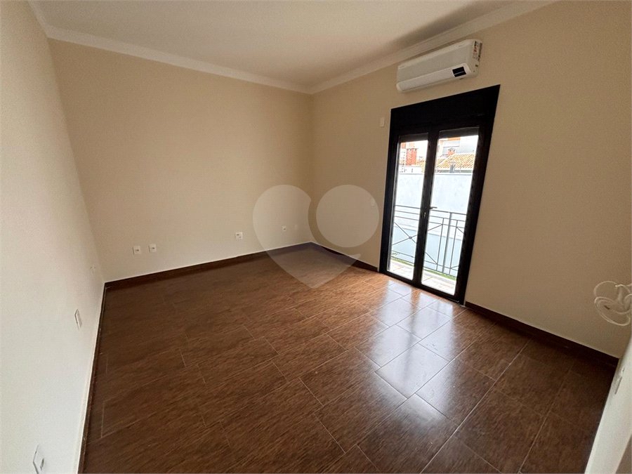 Casa à venda com 3 suítes no condomínio Residencial Maria Dulce, Indaiatuba - SP