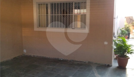 Sobrado à venda com 3 quartos em Artur Alvim, São Paulo, SP