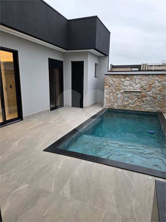 Casa à venda com 3 suítes no condomínio Jardim Residencial Dona Maria Candida, Indaiatuba - SP
