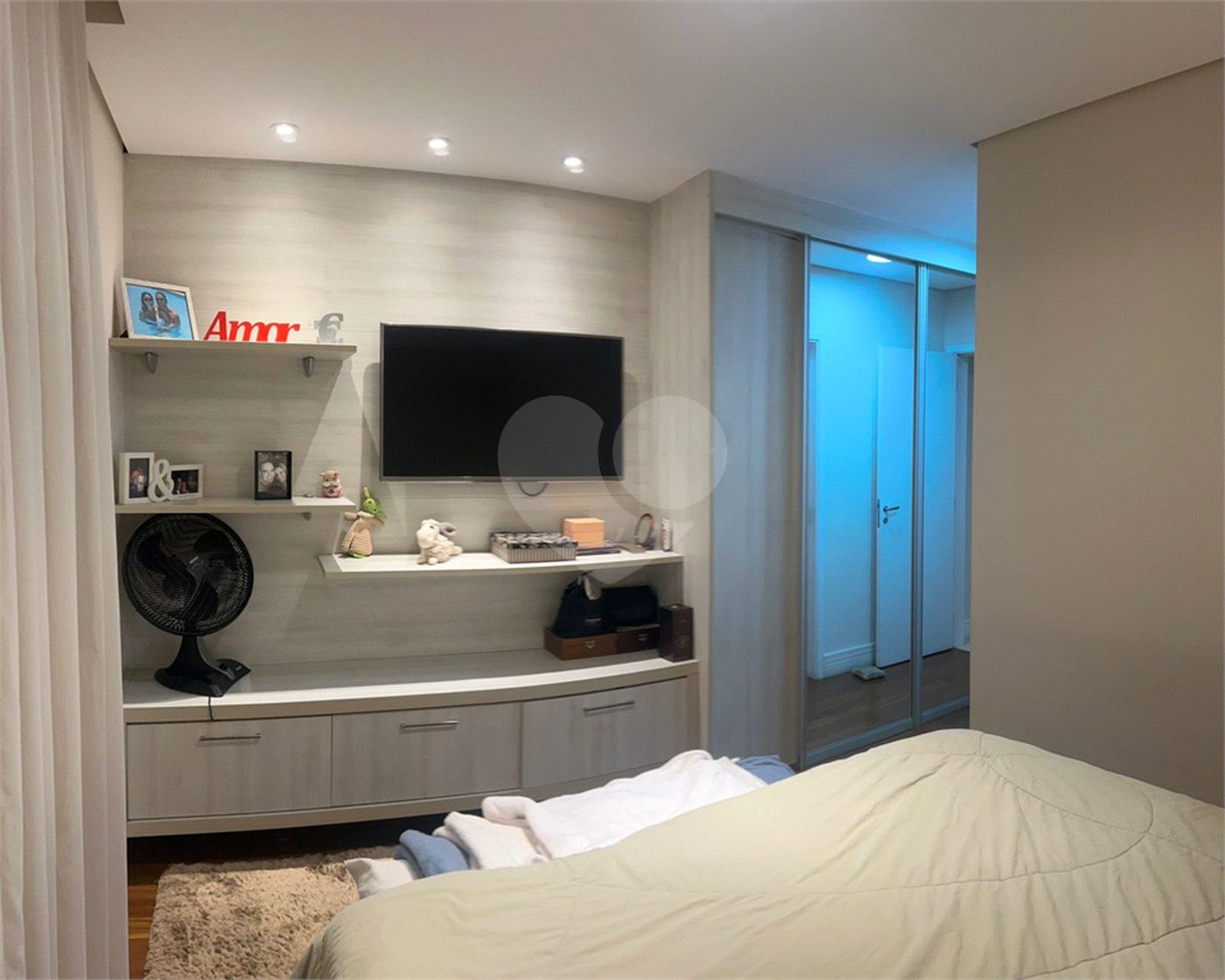 Apartamento à venda com 2 suítes em Parque Reboucas, São Paulo, SP