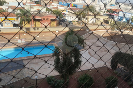 Apartamento à venda com 3 quartos, sendo 1 suíte, no Centro, Araraquara, SP