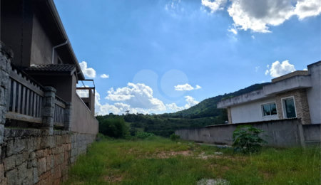 Terreno à venda no condomínio Itaguaçu da Cantareira, São Paulo - SP