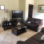 Casa à venda com 3 quartos, sendo 2 suítes,  em Jardim do Lago, Atibaia, SP