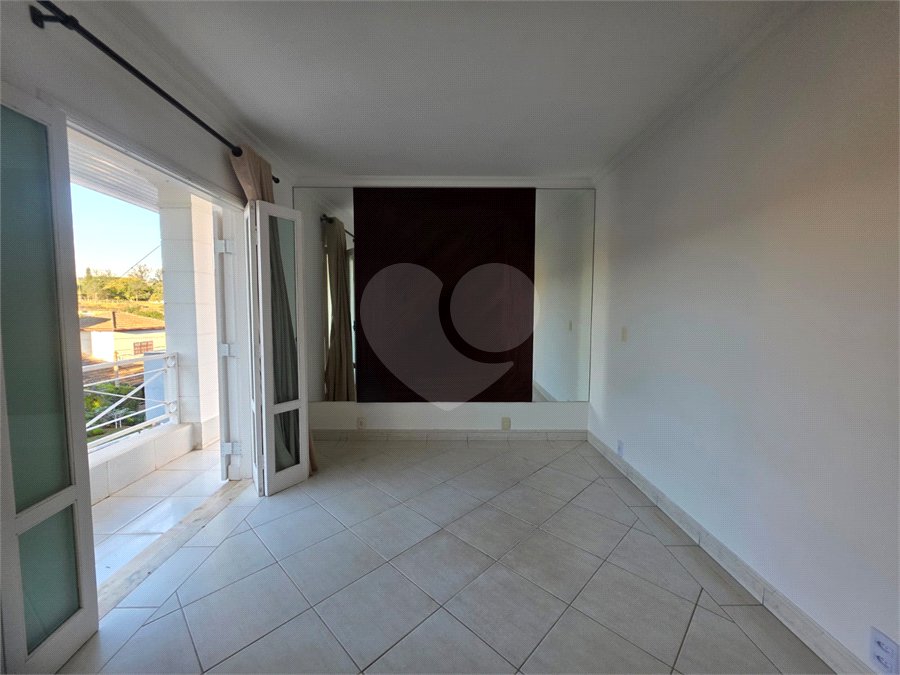 Casa à venda ou para alugar com 3 suítes no condomínio Villagio Capriccio, Louveira - SP