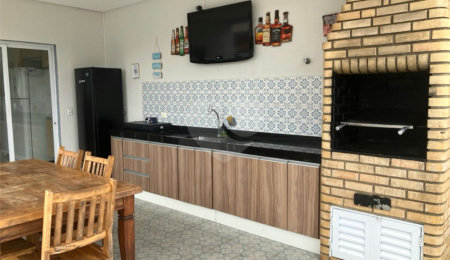 Casa à venda com 4 quartos, sendo 2 suítes,  no condomínio Morada da Praia, Bertioga - SP