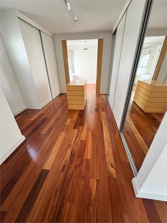Apartamento à venda com 3 suítes em Vila Andrade, São Paulo, SP