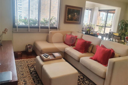 Apartamento à venda com 4 suítes em Vila Andrade, São Paulo, SP