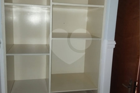 Apartamento à venda com 3 quartos, sendo 1 suíte, no Centro, Araraquara, SP