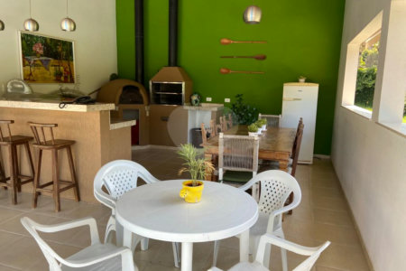 Casa à venda com 6 quartos, sendo 3 suítes,  em Marambaia, Vinhedo, SP