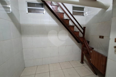 Casa à venda com 2 suítes no condomínio Village Palmas, São Paulo - SP