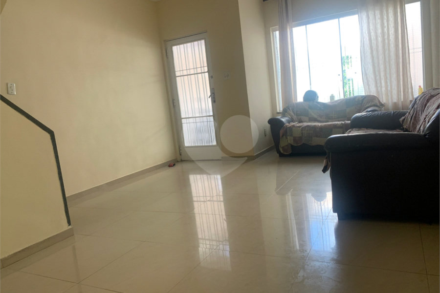 Casa à venda com 3 quartos, sendo 1 suíte, em Limão, São Paulo, SP