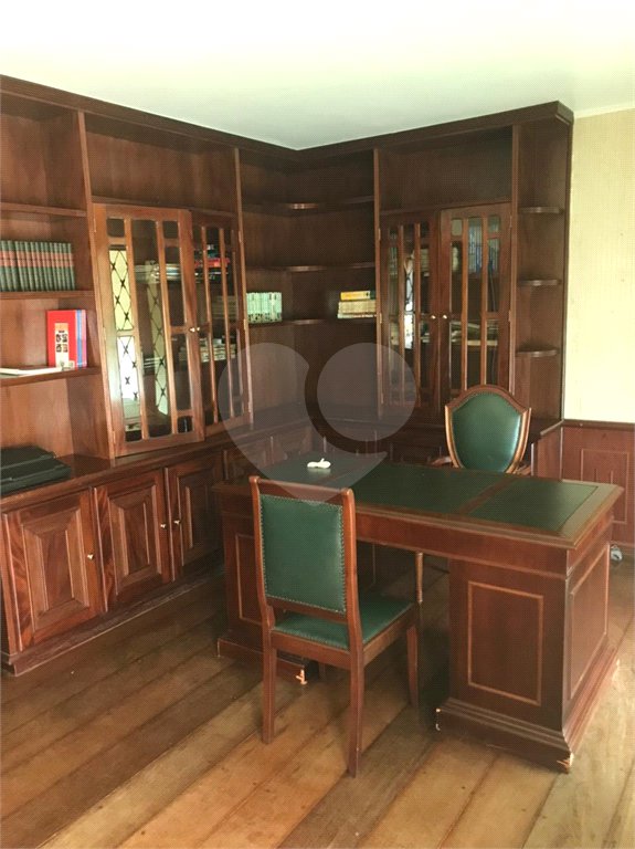 Casa à venda com 6 quartos, sendo 5 suítes, em Roseira, Mairiporã, SP