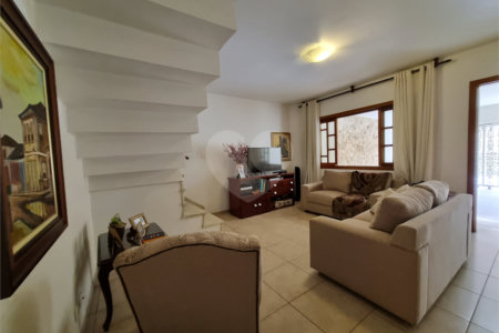Casa à venda com 3 quartos, sendo 1 suíte, em Jardim Franca, São Paulo, SP