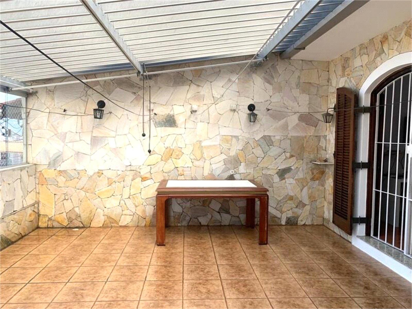 Sobrado à venda com 3 quartos, sendo 1 suíte, em Vila Nova Cachoeirinha, São Paulo, SP