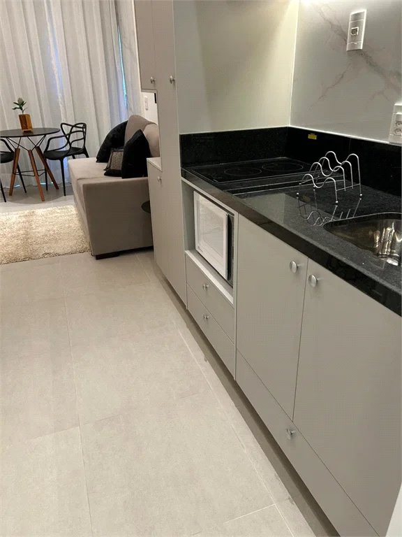 Apartamento à venda ou para alugar com 1 quarto em Pinheiros, São Paulo, SP