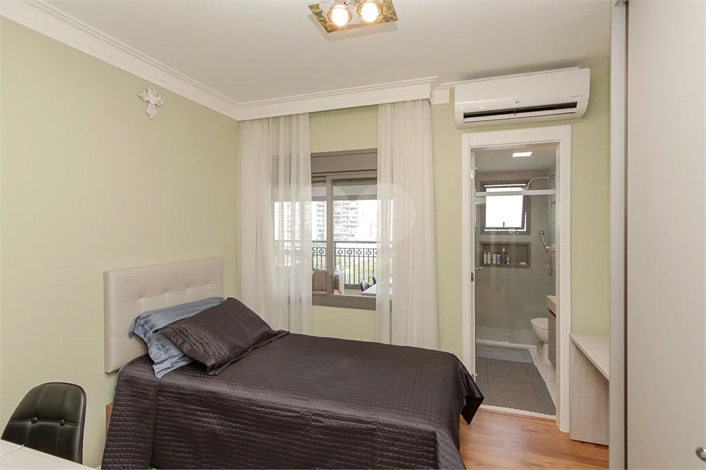 Apartamento para alugar com 3 suítes em Chácara Santo Antônio, São Paulo, SP