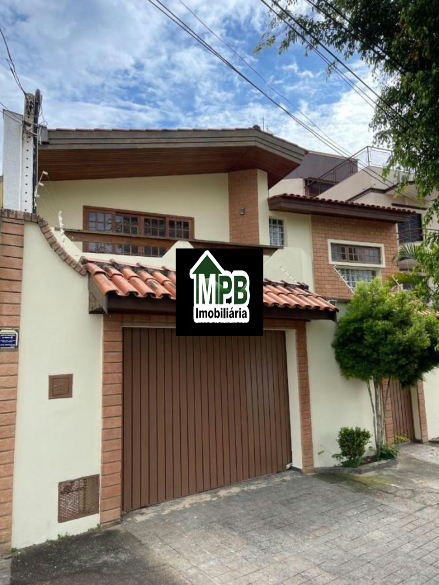 Sobrado à venda com 3 quartos, sendo 1 suíte, em Jardim Refúgio, Sorocaba, SP
