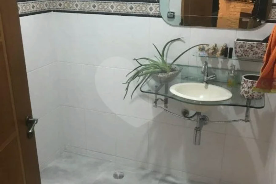 Casa à venda com 3 quartos, sendo 1 suíte, em Limão, São Paulo, SP