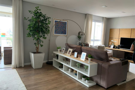 Apartamento à venda com 3 suítes em Lapa, São Paulo, SP