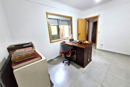 Casa à venda com 4 quartos, sendo 1 suíte,  em Granja Julieta, São Paulo, SP