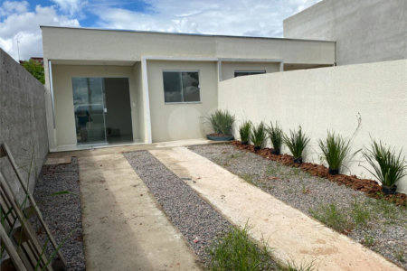 Casa Térrea à venda com 3 quartos, sendo 1 suíte, em Jardim São Felipe, Atibaia, SP