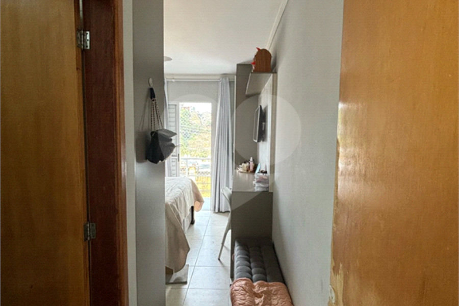 Sobrado à venda com 3 quartos, sendo 1 suíte,  em Tremembé, São Paulo, SP