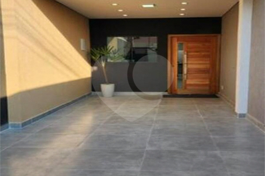 Casa à venda com 1 quarto, sendo 2 suítes, no condomínio Residencial Oliveira, São Paulo - SP