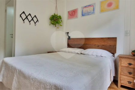Apartamento à venda com 3 quartos, sendo 2 suítes, em Jardim Arpoador, São Paulo, SP