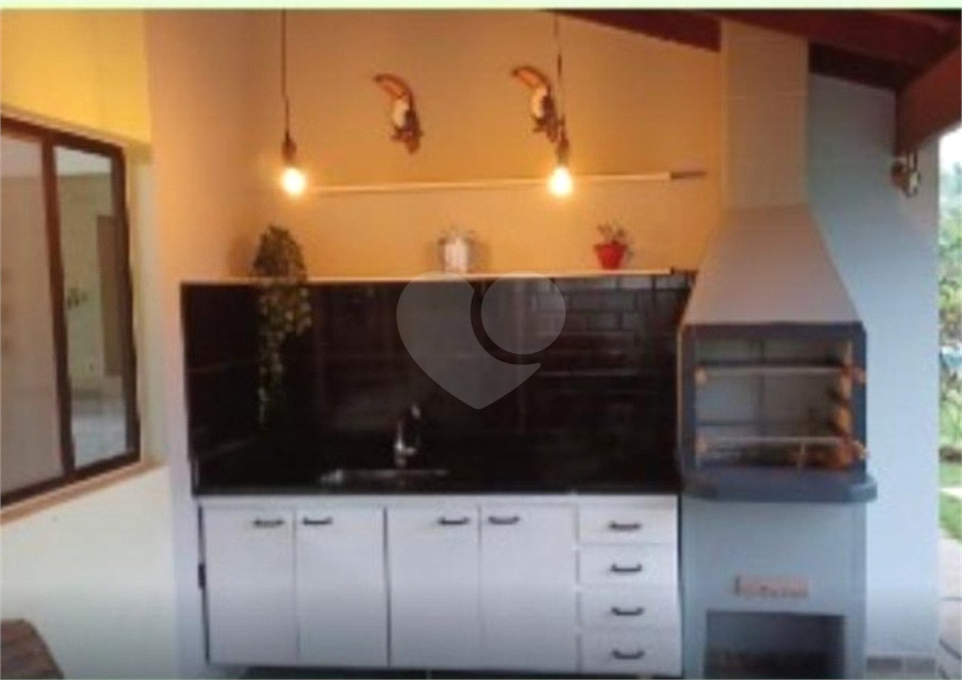Casa em condomínio à venda com 3 quartos, sendo 1 suíte, no Centro, Bom Jesus dos Perdões, SP