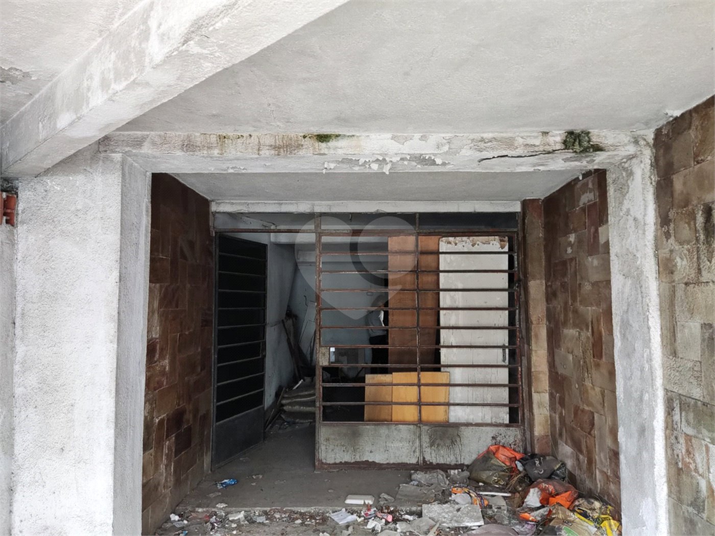 Casa à venda com 4 quartos em Vila Anastácio, São Paulo, SP