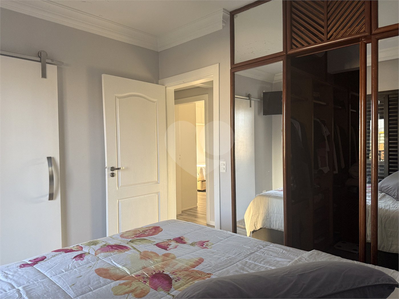 Apartamento à venda com 3 quartos, sendo 1 suíte, em Vila Paulicéia, São Paulo, SP