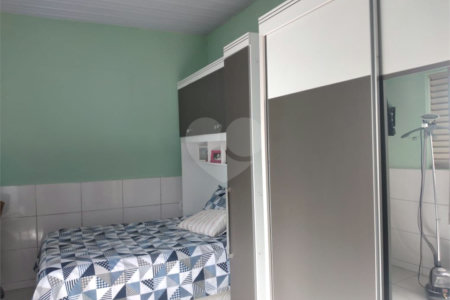 Casa à venda com 4 quartos, sendo 1 suíte, no Centro, Mairinque, SP