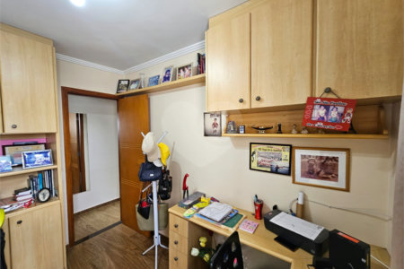 Apartamento à venda com 3 quartos, sendo 1 suíte, em Jardim Marajoara, São Paulo, SP