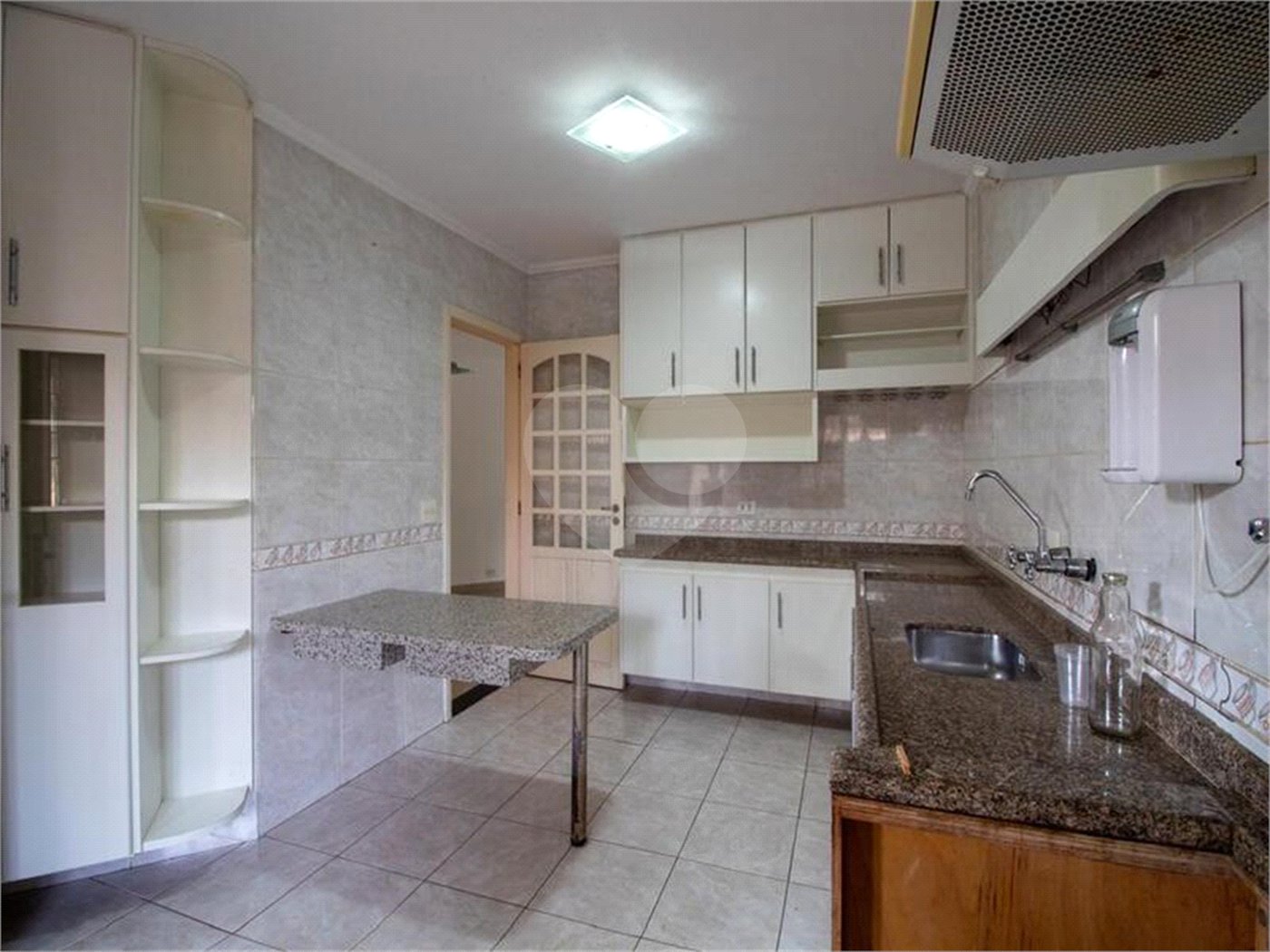 Casa à venda com 3 quartos, sendo 1 suíte, em Jardim Ester, São Paulo, SP