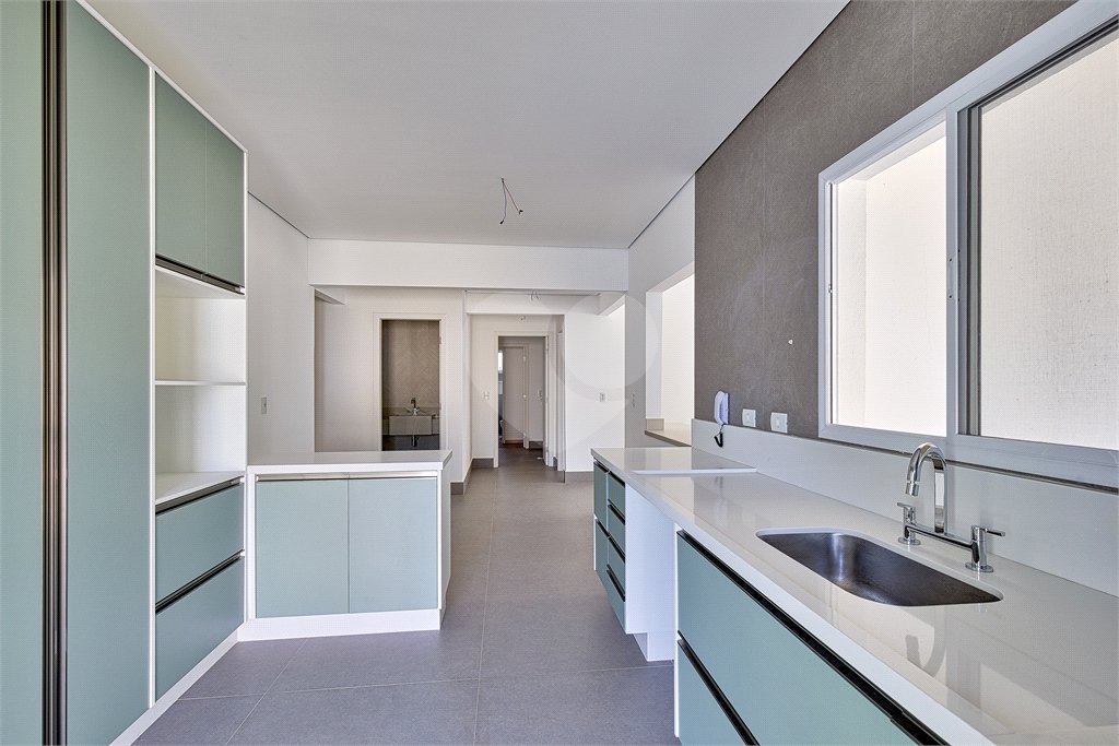 Casa de Vila à venda com 3 suítes em Alto da Boa Vista, São Paulo, SP