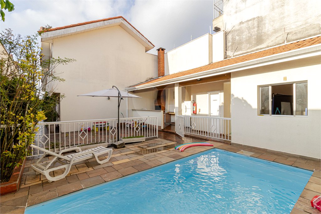 Casa à venda com 3 quartos, sendo 1 suíte, no condomínio Mirante Bello, São Paulo - SP