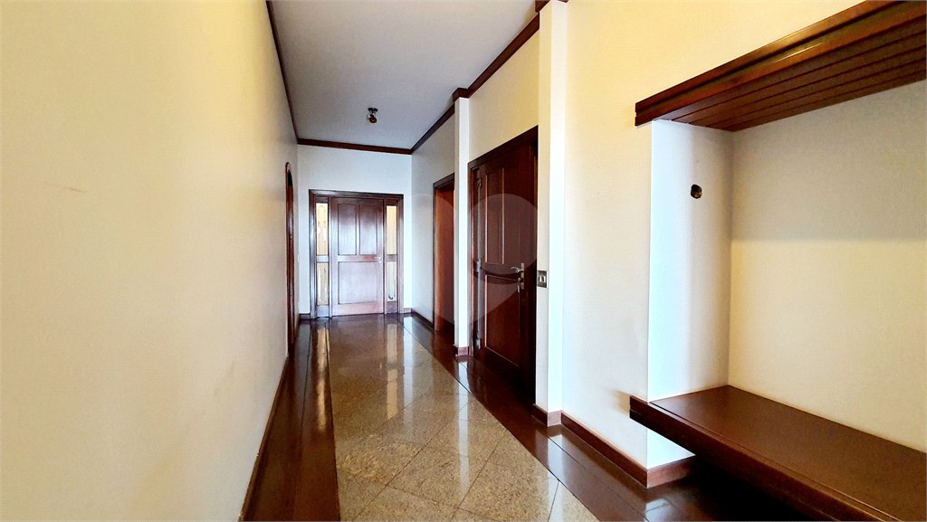 Apartamento à venda com 4 quartos, sendo 2 suítes,  em Vila Seixas, Ribeirão Preto, SP
