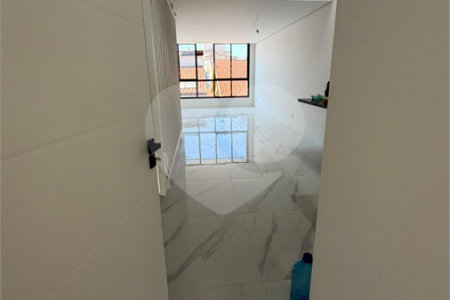 Sobrado à venda com 3 quartos, sendo 1 suíte,  em Sítio da Figueira, São Paulo, SP
