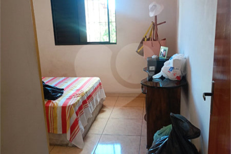 Casa à venda com 3 quartos, sendo 1 suíte, em Cidade Patriarca, São Paulo, SP