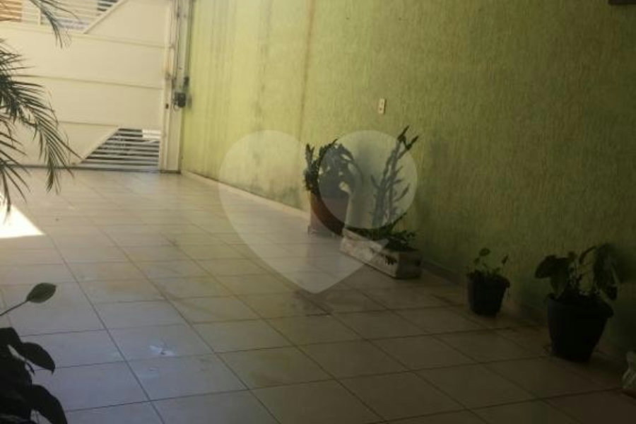 Casa à venda com 3 quartos, sendo 1 suíte,  em Tremembé, São Paulo, SP
