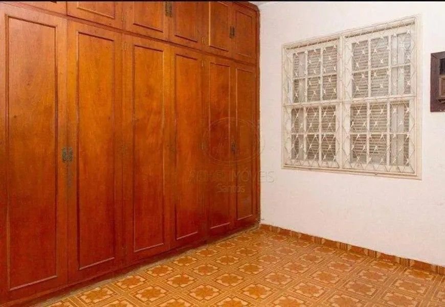 Casa/ Sobrado Amplo no Boqueirão/ Santos/SP