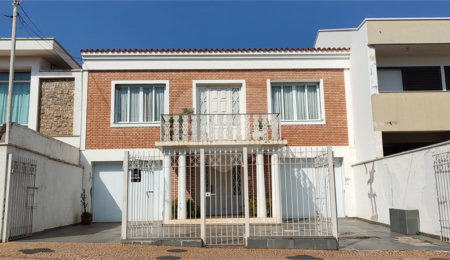 Casa à venda com 4 quartos, sendo 2 suítes, no Centro, Itu, SP