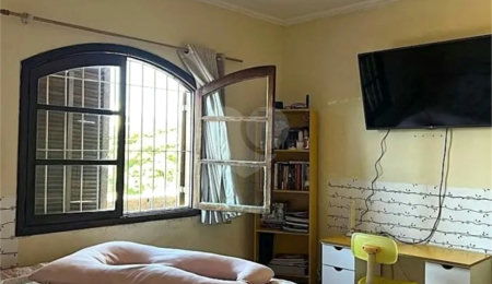 Sobrado à venda com 3 quartos, sendo 1 suíte, em Parque Ipê, São Paulo, SP