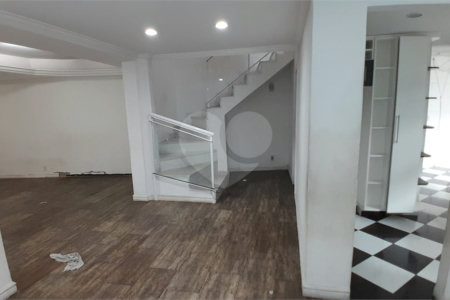 Casa à venda com 3 quartos, sendo 1 suíte, em Inhoaíba, Rio de Janeiro, RJ