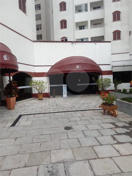 Apartamento à venda com 2 quartos em Pitangueiras, Guarujá, SP