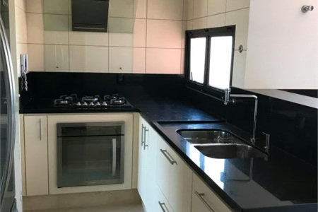 Apartamento à venda com 3 quartos, sendo 1 suíte, em Vila Andrade, São Paulo, SP
