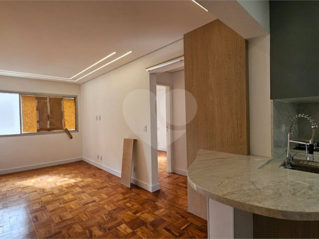 Apartamento à venda com 1 suíte em Moema, São Paulo, SP