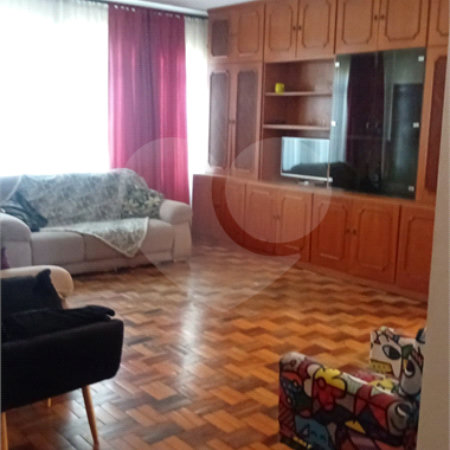 Casa à venda ou para alugar com 7 quartos, sendo 1 suíte,  em Vila Mogilar, Mogi das Cruzes, SP