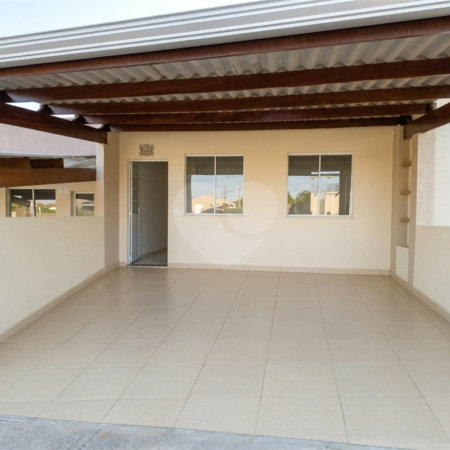 Casa à venda com 2 quartos no condomínio Novo Horizonte, Itapetininga - SP